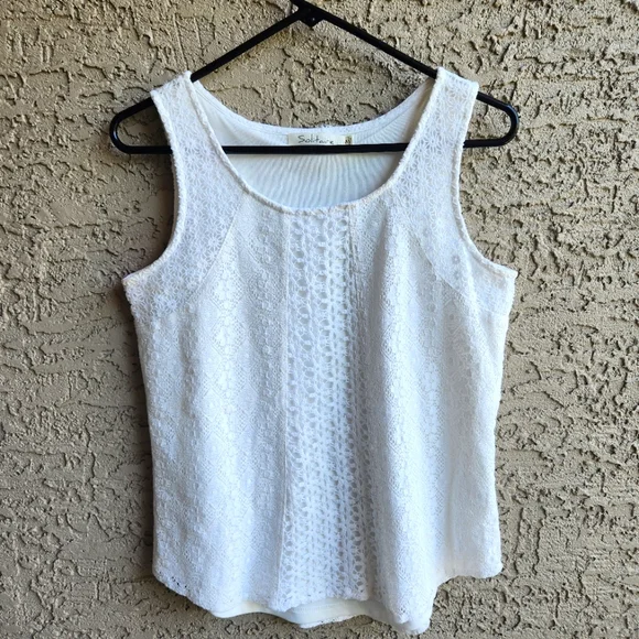 Solitare Crochet Lace Eyelet Cream Tank Small - Picture 2 of 11